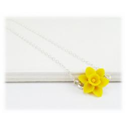 Tiny Daffodil Simple Necklace