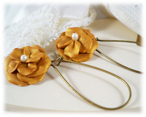 Metallic Gold Pearl Flower Drop Earrings 2000 2400