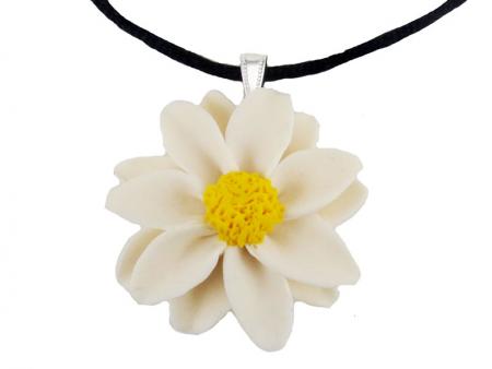 Daisy Choker Necklace