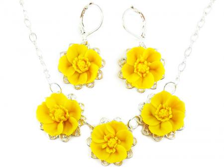 Three Buttercup Jewelry Set