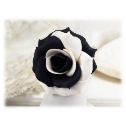 Black and White rose ring
